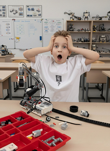 Конструктор MINDSTORMS EV3 45544 Базовый набор